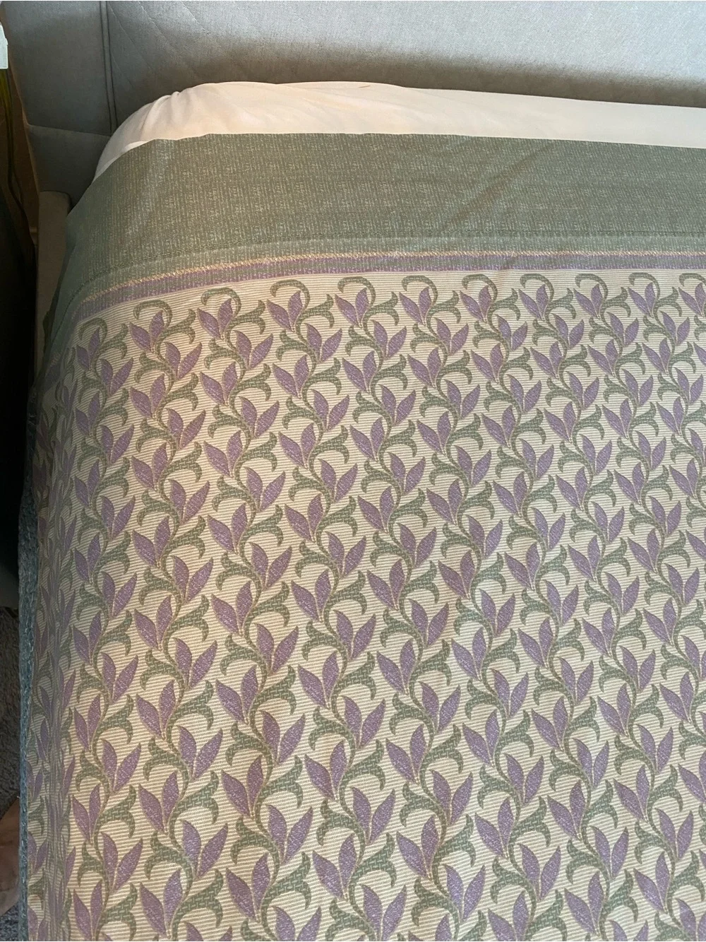 Vintage Springmaid floral leaf green and lavender full flat sheet